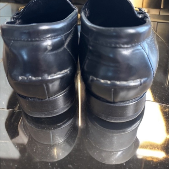 Burberry Black and Gold Slip-On Loafers with Chain Detail main image 4